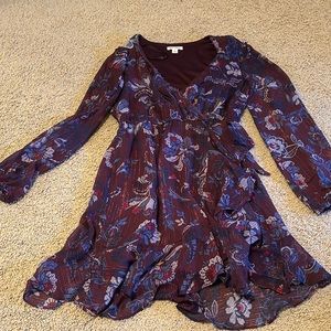 Small purple long sleeve dress with paisley print